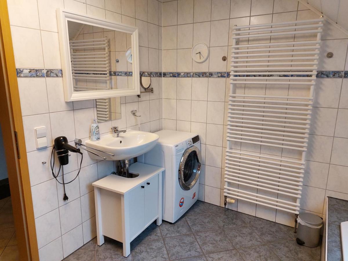Ferienwohnung Fruehlingstrasse Mehlbach Екстериор снимка